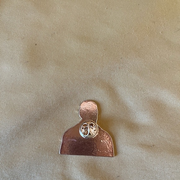 Evermore Taylor Swift pin - Picture 3 of 6